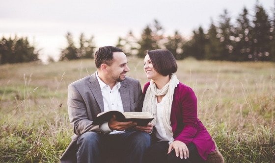 صداقة مع منافع جنسية