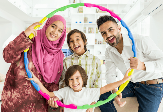 عائلة سعيدة