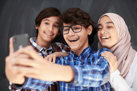 مراهقون