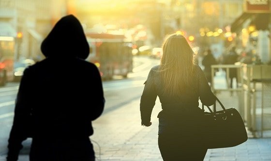 12 خطوة لمواجهة التحرش في الشارع