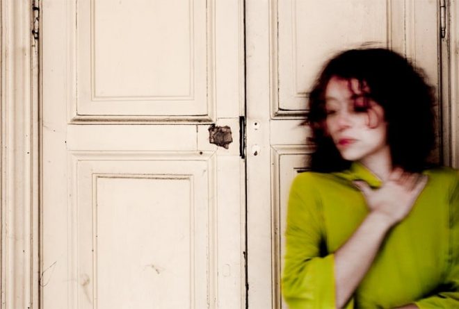 حياتي تعيسة مع زوجي، ماذا أفعل؟